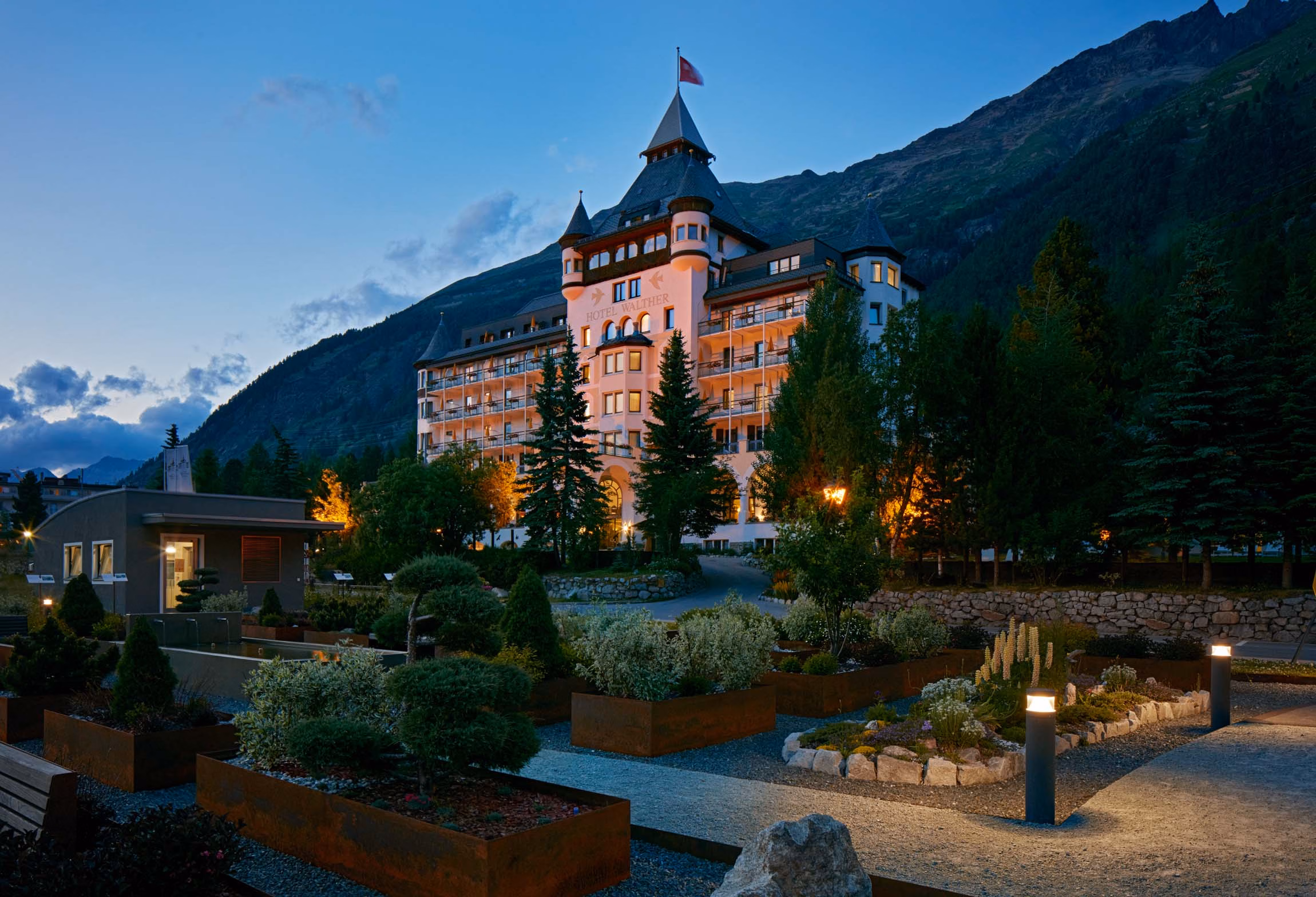 The ICE - St. Moritz 2027, Arrival in Pontresina, 10/10