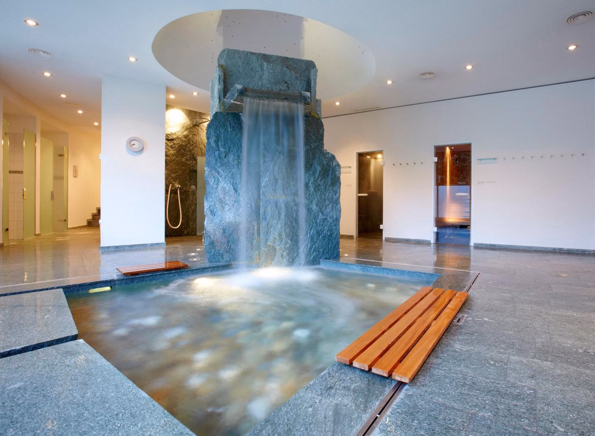The ICE - St. Moritz 2027, Arrival in Pontresina, 5/10
