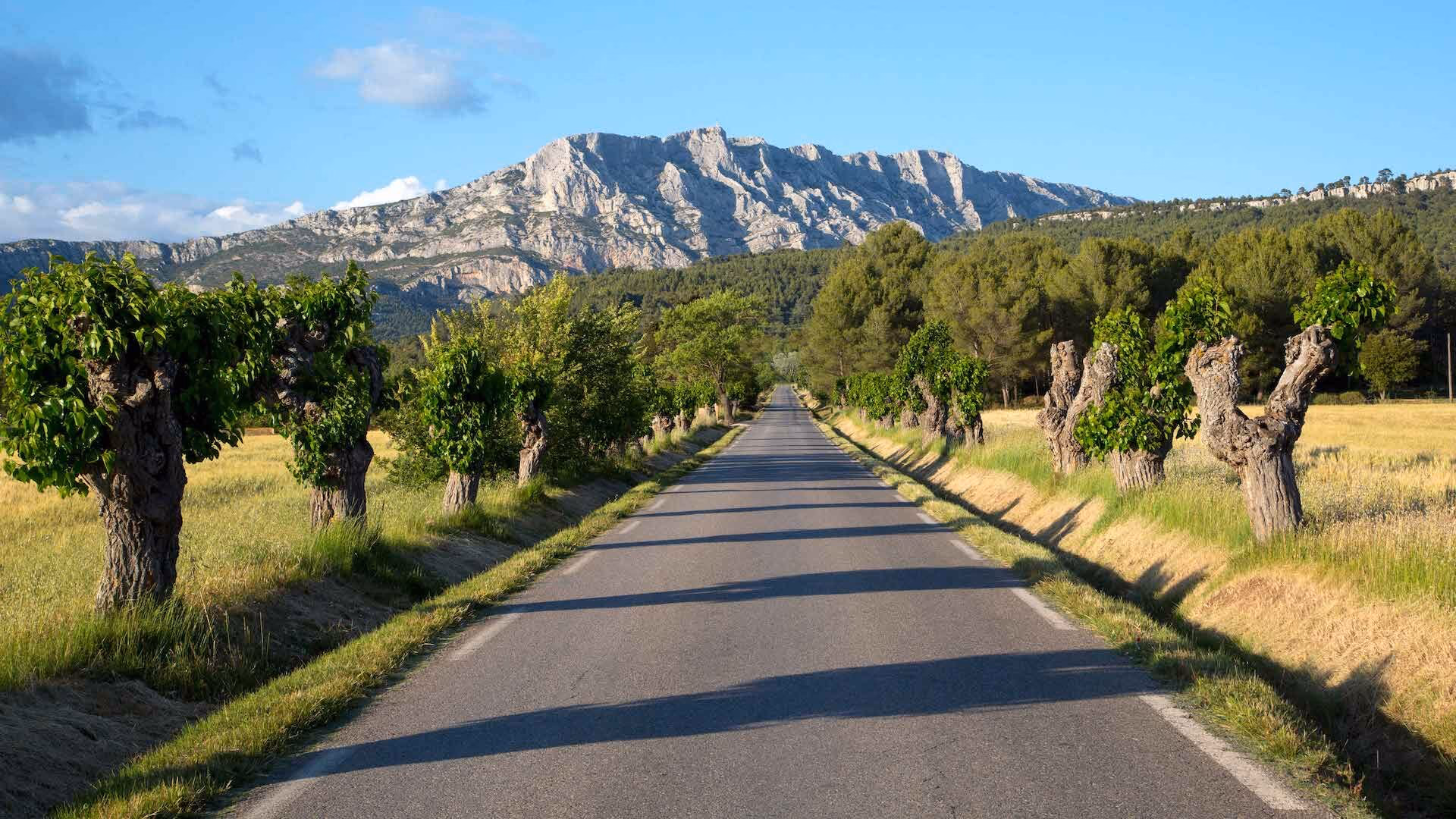 Ultimate Rally 2027, Provence and its lavender fields, 1/18